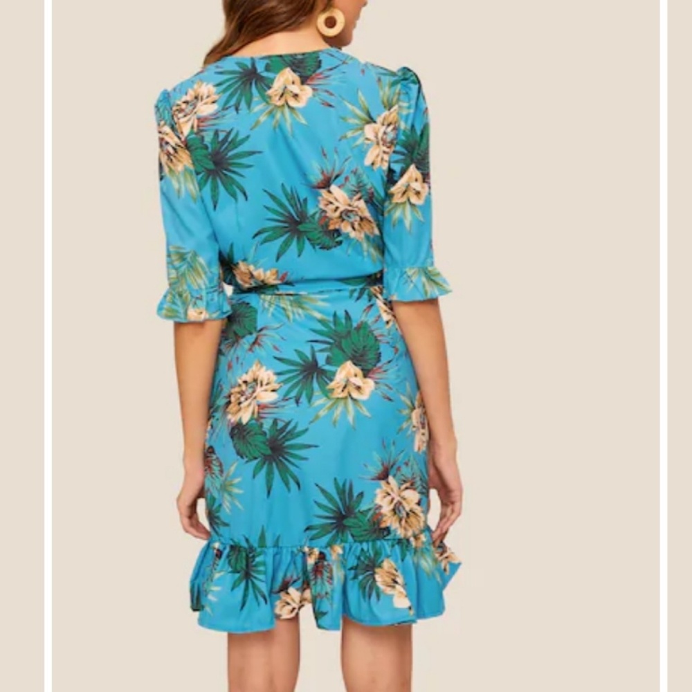 Self tie ruffle floral palm leaves dress med 4-6 - Picture 4 of 8